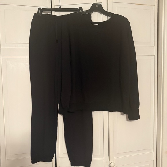 Grace & Lace Black Signature Soft Set - Picture 4 of 7